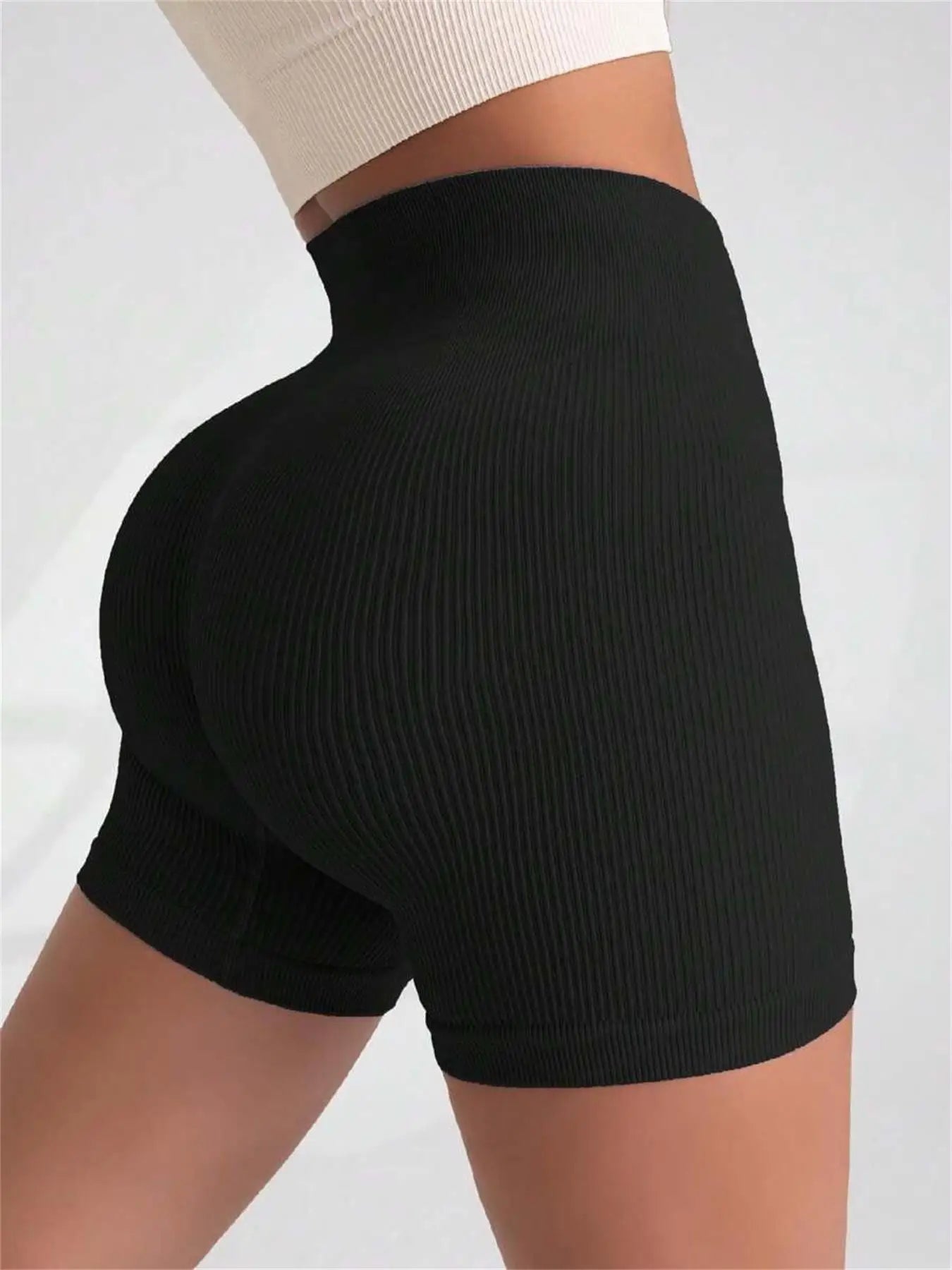 High-Waisted Yoga Pant for Women, Designed to Lift and Shape, Tight-Fitting with Solid Color and Ribbed Texture, Sports Shorts